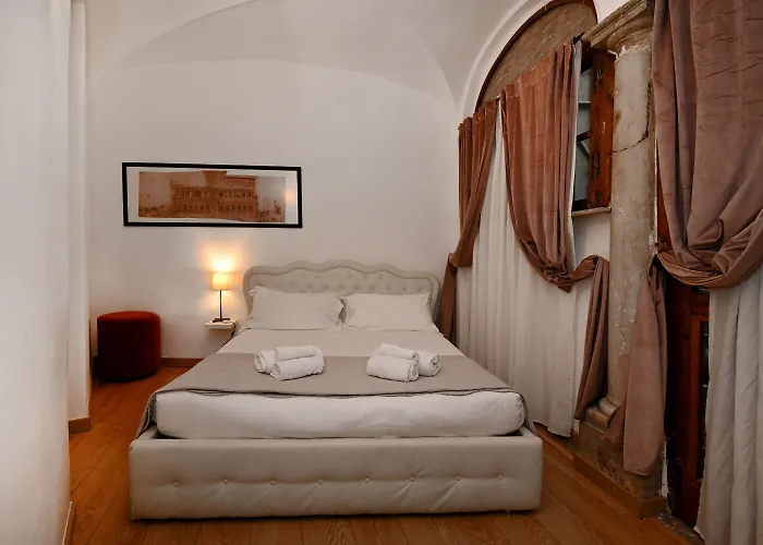 Sangallo - Residenze Romanae Pensión 3*