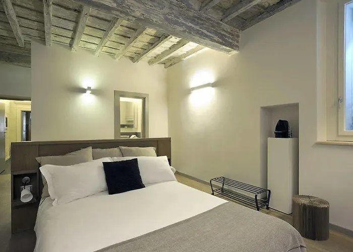 Sangallo - Residenze Romanae Pensión Roma